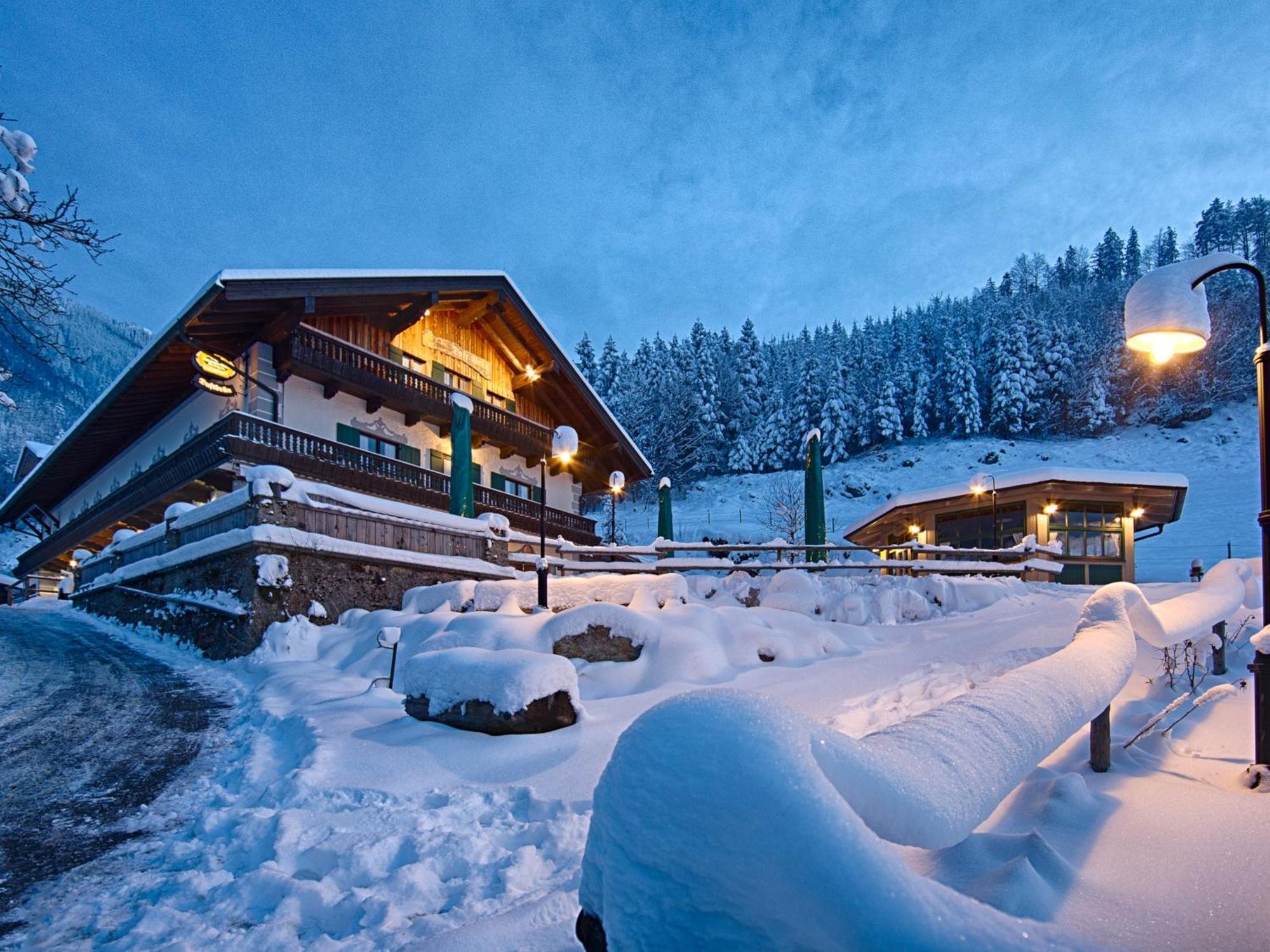 Berggasthof Hotel Duftbraeu I Ruhige Alleinlage I Mitten Im Gruenen Samerberg Exterior photo